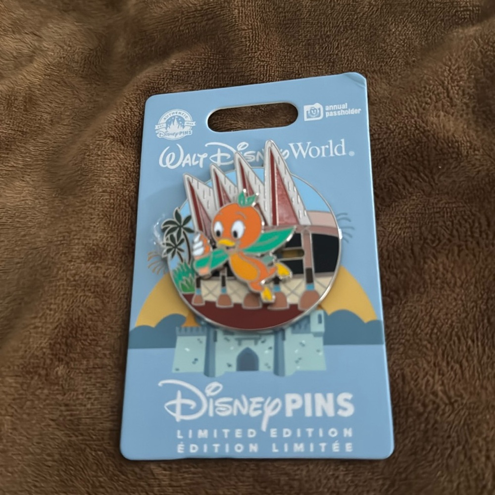 Disney Slider Pin - Orange Bird  (Limited Edition - Annual Passholder)